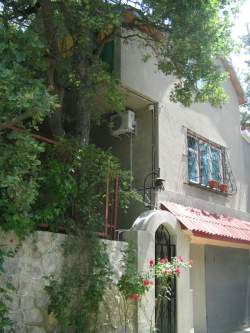 Алупкинское шоссе, 72