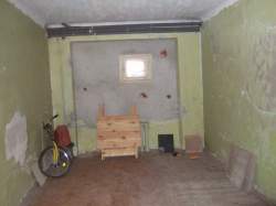 Строителей, 40