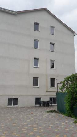 Комарова