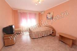 бул. Старшинова 8Д