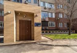 Зоопарковая 1