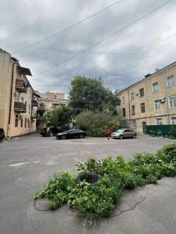 Єврейська,9