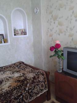 Село Новопетровка . Суворова 11